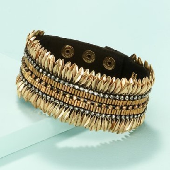 :: Stella & Dot Vintage Gold+Bronze Pegasus Cuff - Picture 5 of 8